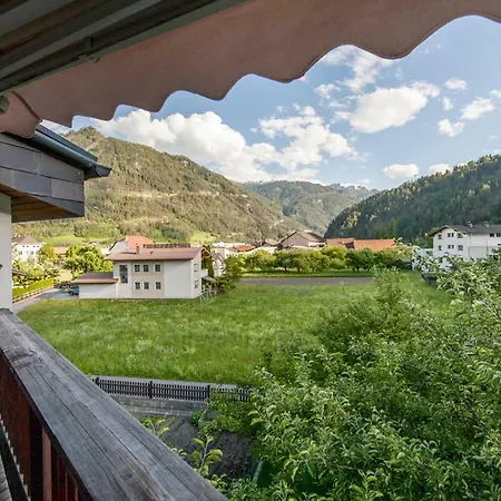 Haus Heiss *