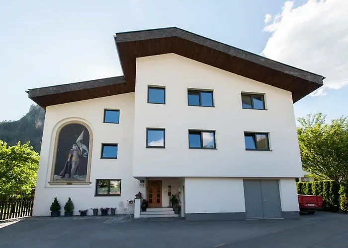 Apartment Haus Heiss *