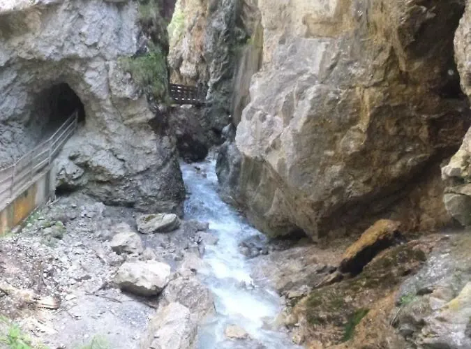 Апартаменты Haus Heiss *